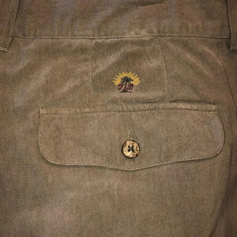 Tommy Bahama 100% silk